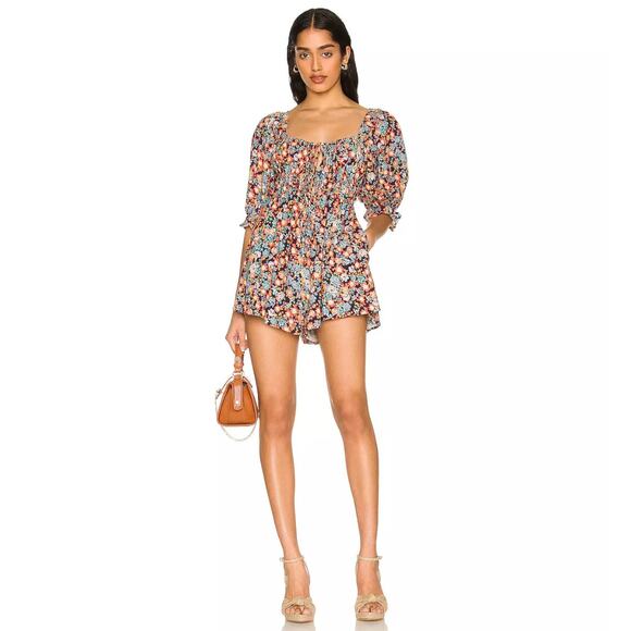Free People NWT Show Me Love Navy Floral Puff Sleeve Romper Sz Small Linen Blend - Picture 1 of 10
